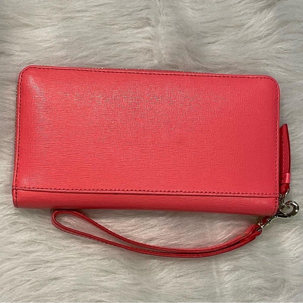 Dooney & Bourke 2 pc Saffiano Hobo & Wristlet - Picture 12 of 14